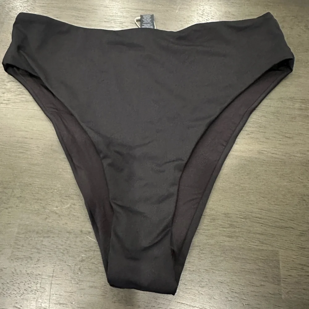 SKIMS SIGNATURE SWIM MID WAIST BOTTOM ONYX SIZE M And S
